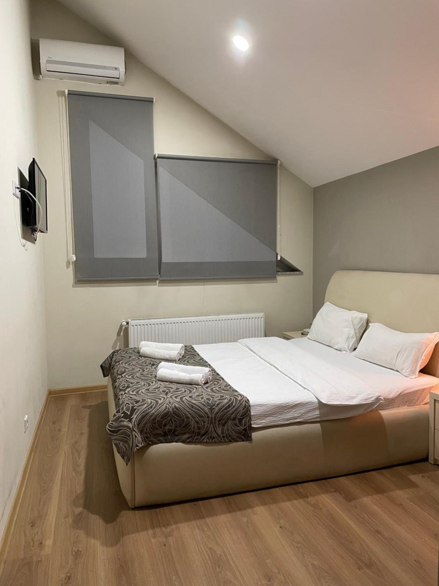 New Hotel Tbilisi Eksteriør billede