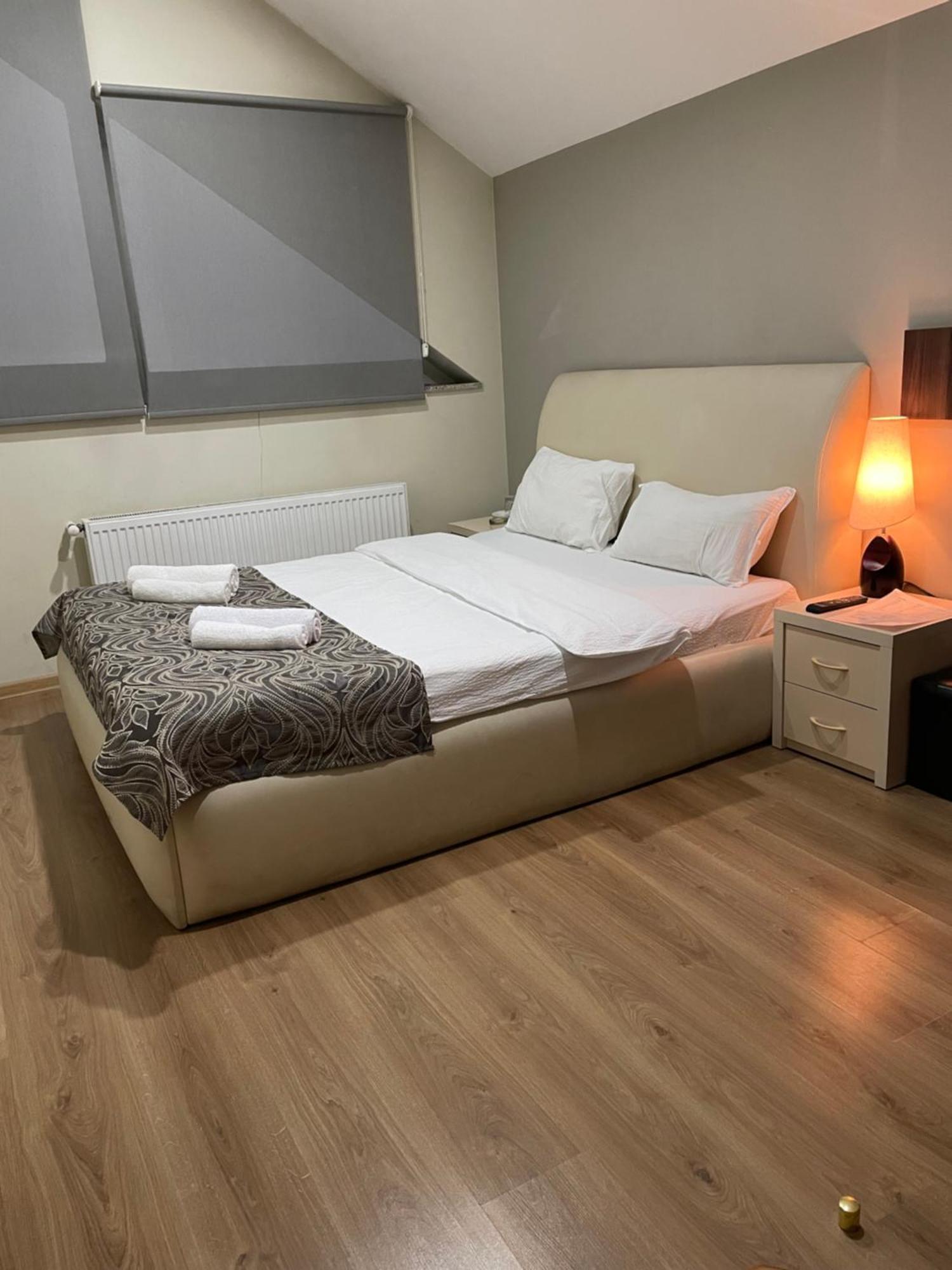New Hotel Tbilisi Eksteriør billede