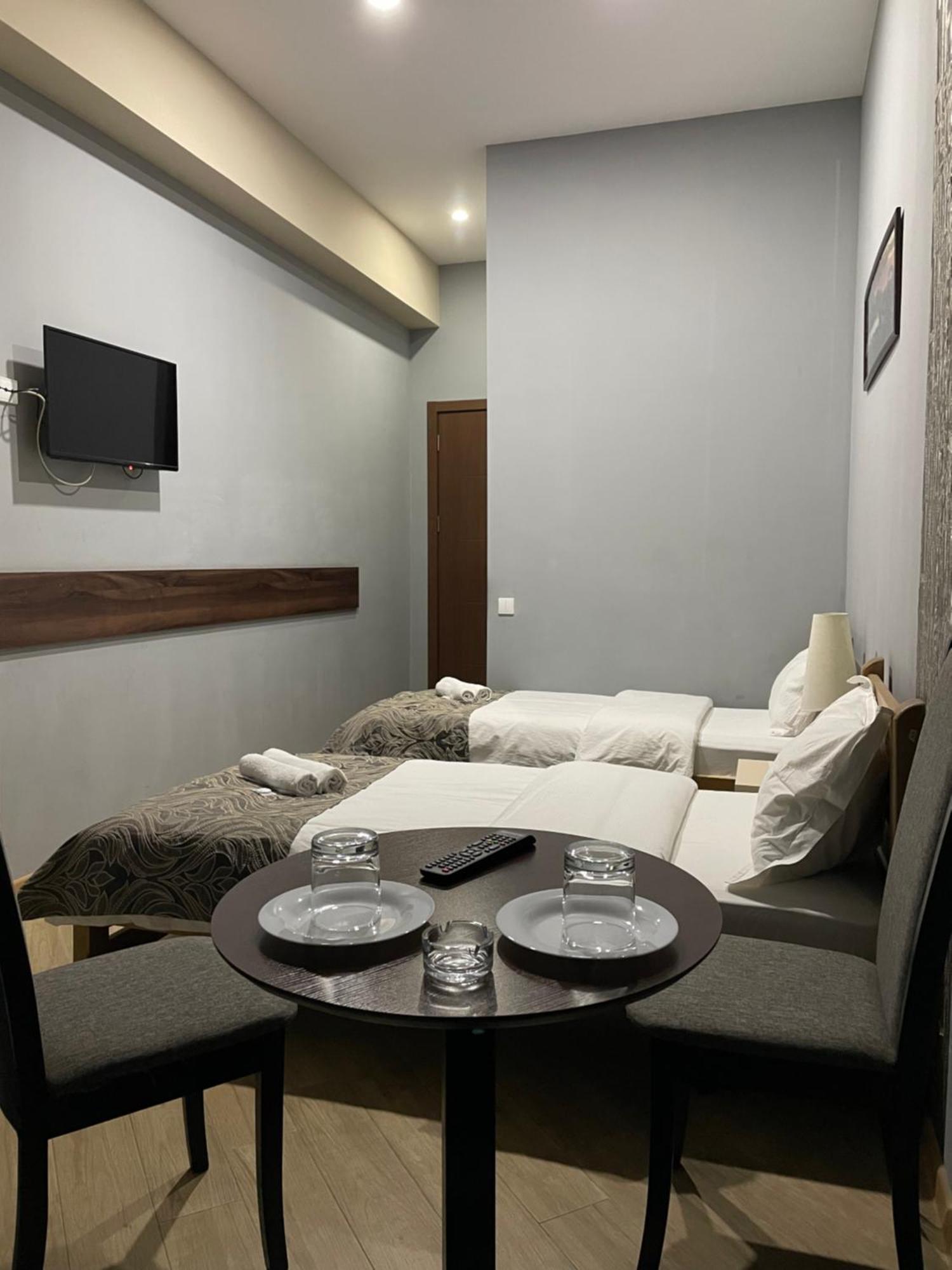 New Hotel Tbilisi Eksteriør billede